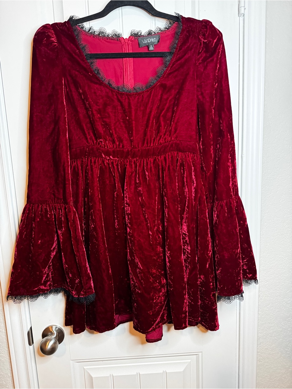 Widow velvet Dress Womens S Burgundy Red Black Lace Bell Sleeve Gothic witchy - Picture 8 of 8